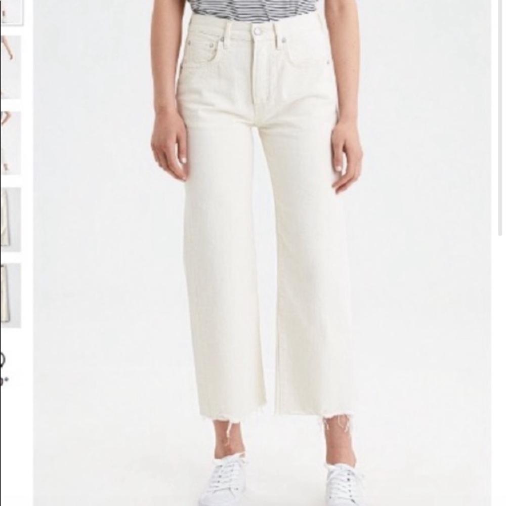 NWOT American Eagle Off White Wide Leg Jeans